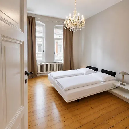 Lejlighed Jugendstil-villa Mit 5 Zimmern, Lage&garten *